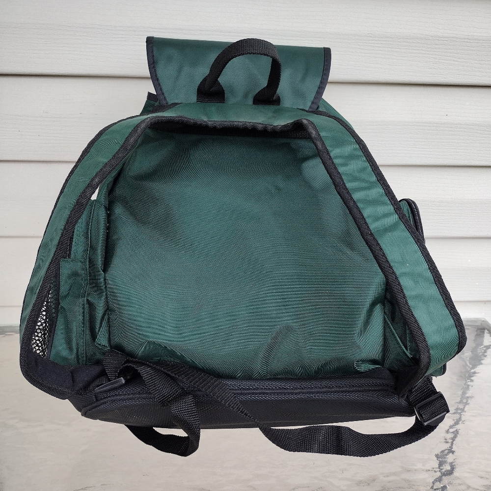 Toppers H2O Avalon Sport Backpack 1636 Forest/Blk - Picture 3 of 13